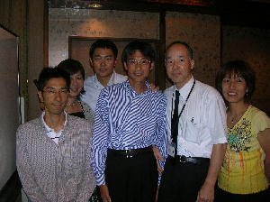 高橋トレーナーと記念撮影